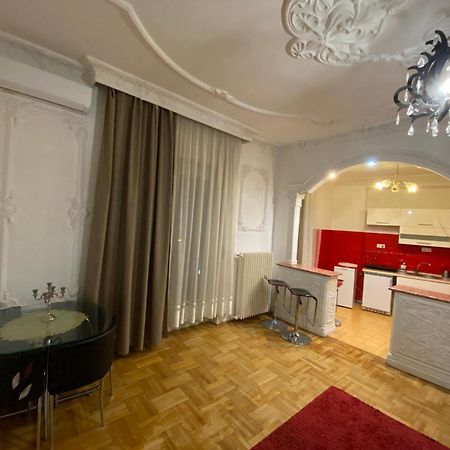 Apartment With Balcony And Ac Next To Danube بودابست المظهر الخارجي الصورة