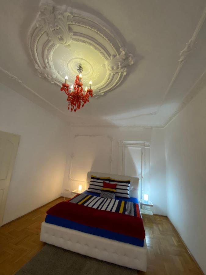 Apartment With Balcony And Ac Next To Danube بودابست المظهر الخارجي الصورة