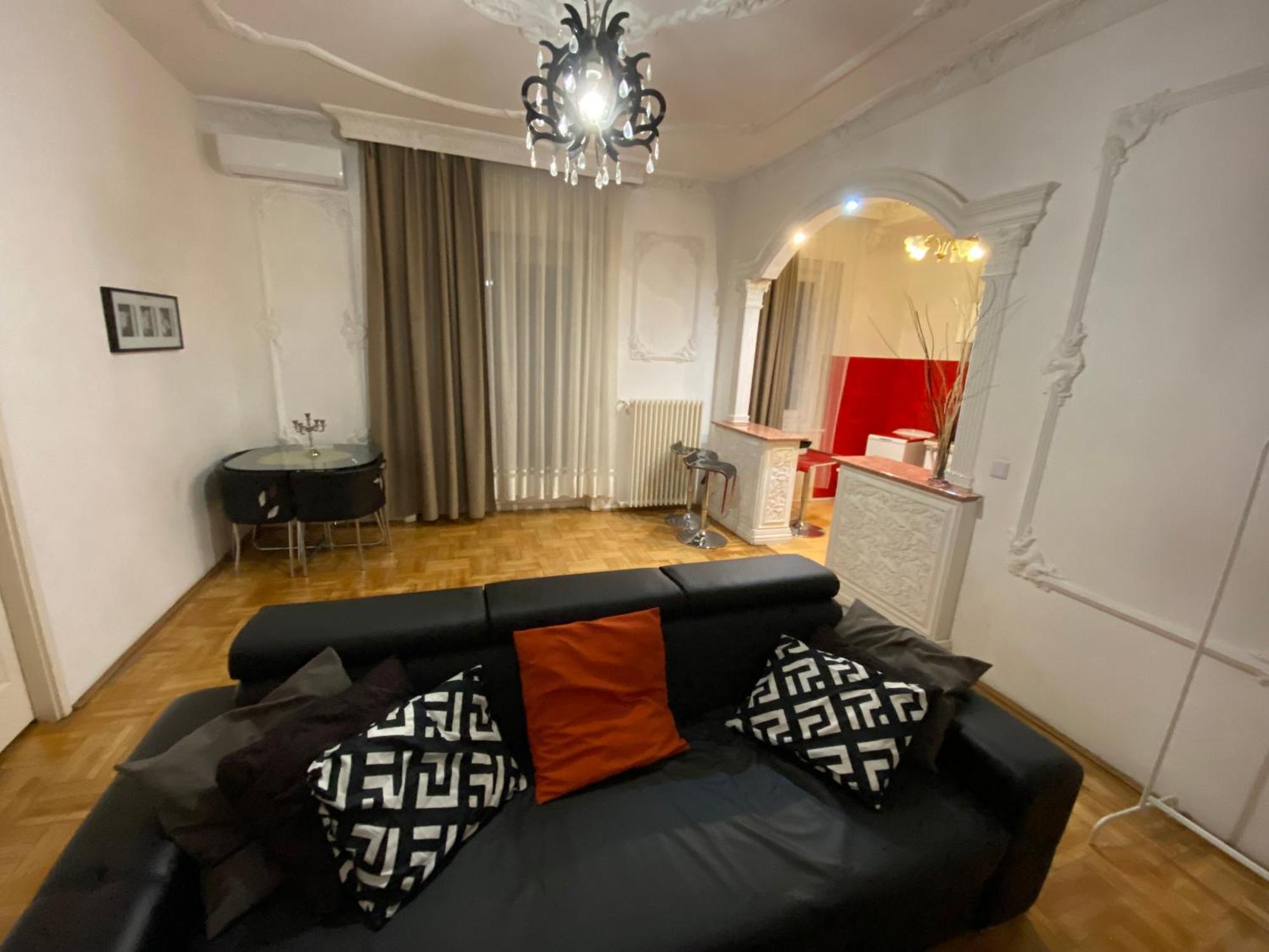 Apartment With Balcony And Ac Next To Danube بودابست المظهر الخارجي الصورة