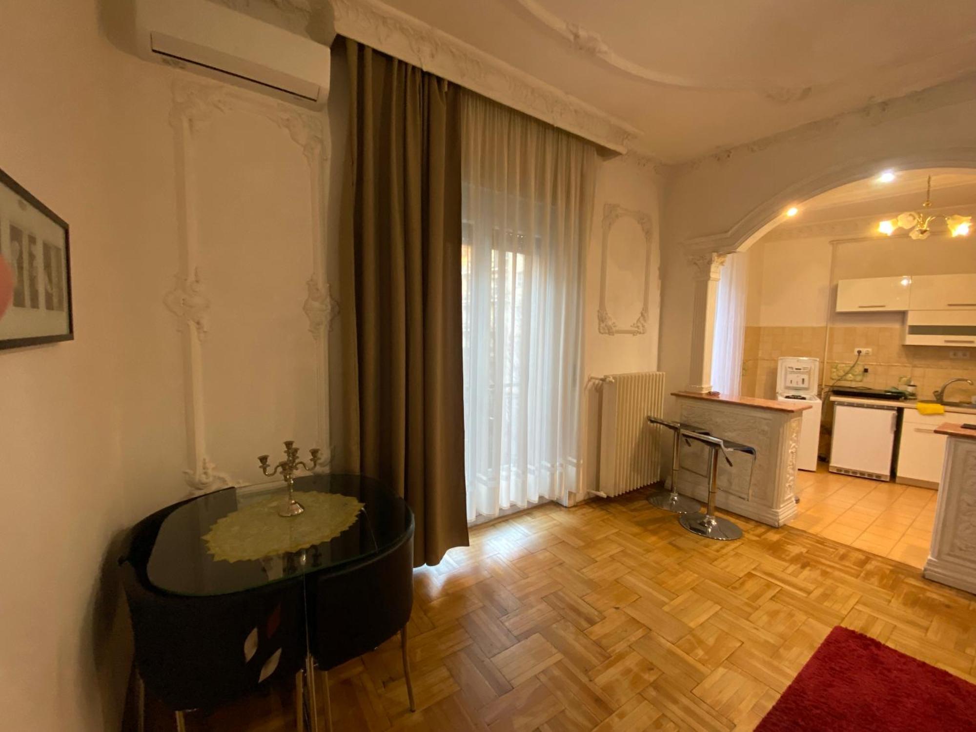 Apartment With Balcony And Ac Next To Danube بودابست المظهر الخارجي الصورة